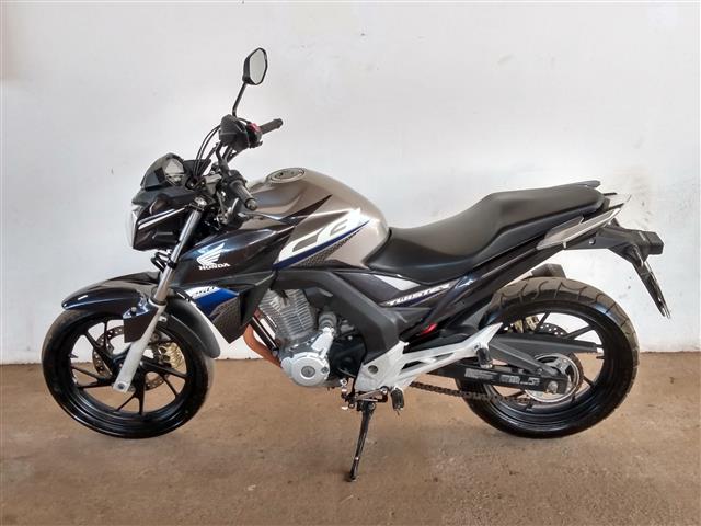 LOTE 012 CB250F TWISTER CBS 2020/2020 