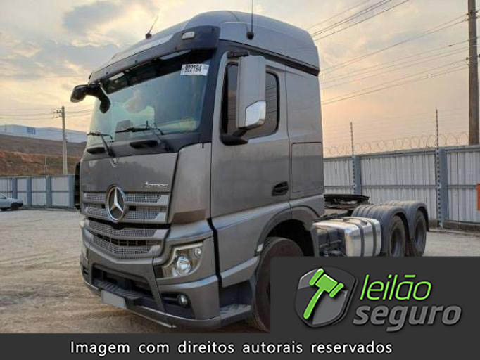 LOTE 021 MERCEDES BENZ ACTROS 2651